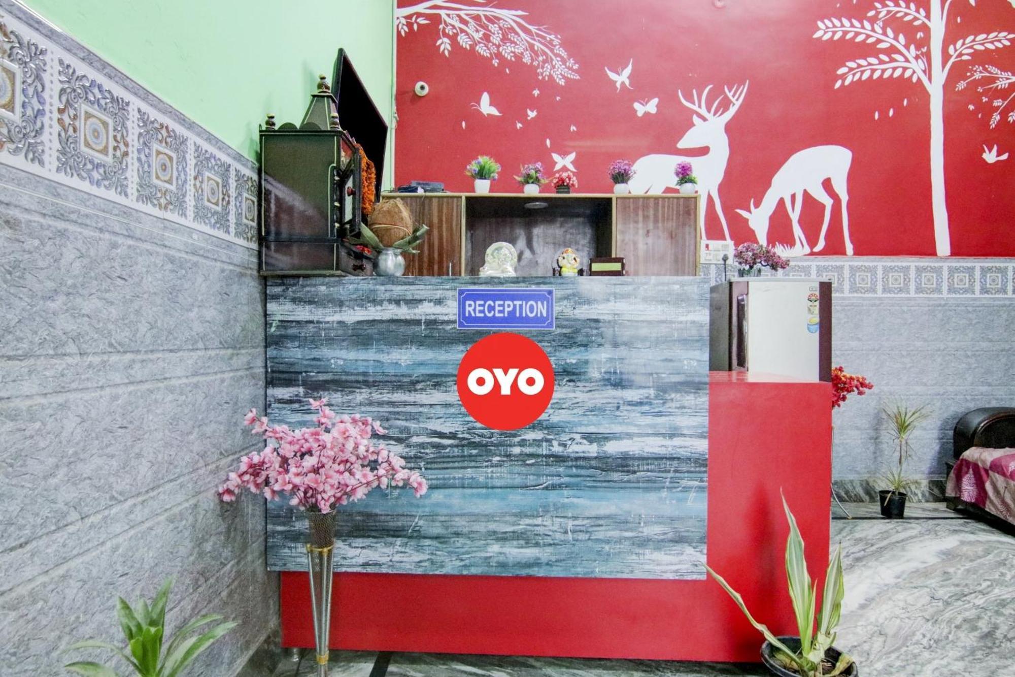 Hotel O S Palace Near Samaypur Badli Metro Station Delhi  Eksteriør bilde